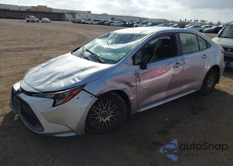 2021 Toyota Corolla Le z USA, uszkodzony, nr VIN JTDEPMAE0MJ170748